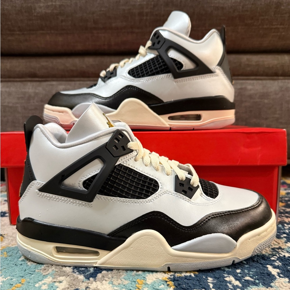 Nike Air Jordan 4 Retro GS “Platinum Gold”